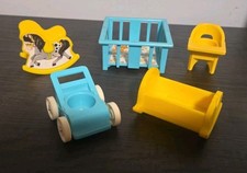 Vintage 1972 FISHER PRICE LITTLE PEOPLE 761 Nursery Set Stroller Crib Play Pen