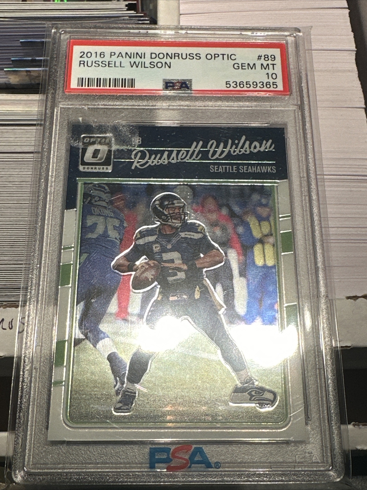 2016 Panini Donruss Optic 89 Russell Wilson PSA 10 Seahawks