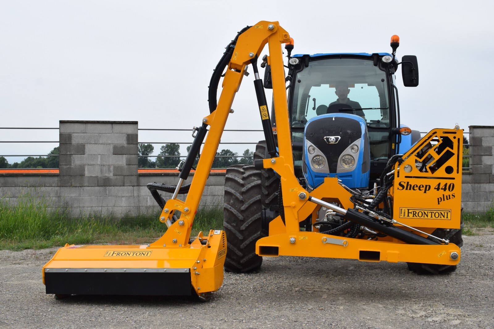 Hedge Cutter Frontoni front mounted, for tractors eBay