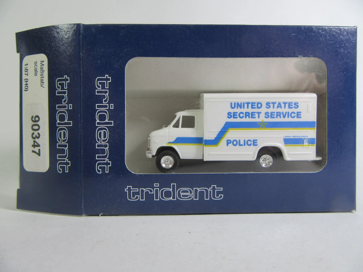 Fourgon Chevrolet Police Québec - Modèle Réduit 1:87 Trident, Neuf En Boîte
