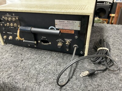 SANSUI TU-777 FM/AM Tuner Solid State Stereophonic Retro Vintage