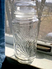 Planters MR. PEANUT GLASS Advertising Wheat Design Apothecary Storage Jar 1982