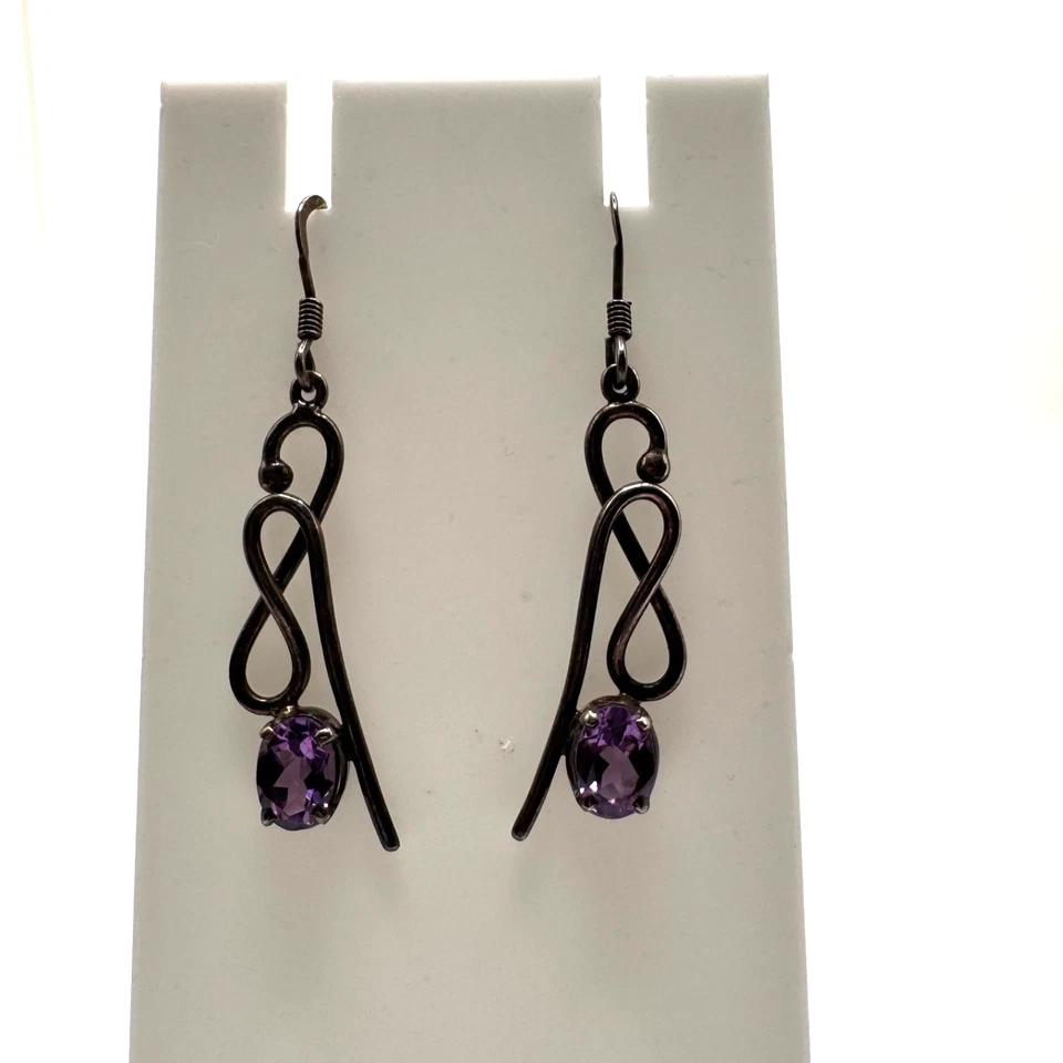 Pendientes colgantes vintage de amatista pistola metal gris Foto 2 de 4