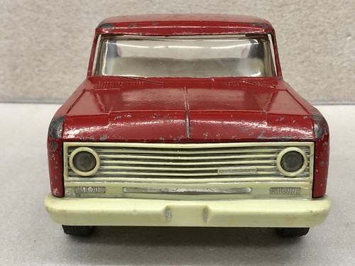 Vtg 1970s Ertl USA International IH 1000 Series 1 16th Scale Red vtg-1970s-ertl-usa-international-ih-1000-series-1-16th-scale-red