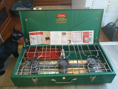 #ad Vintage Coleman Model 426D 3 Burner Camp Stove Tested Works New Pump $299.99