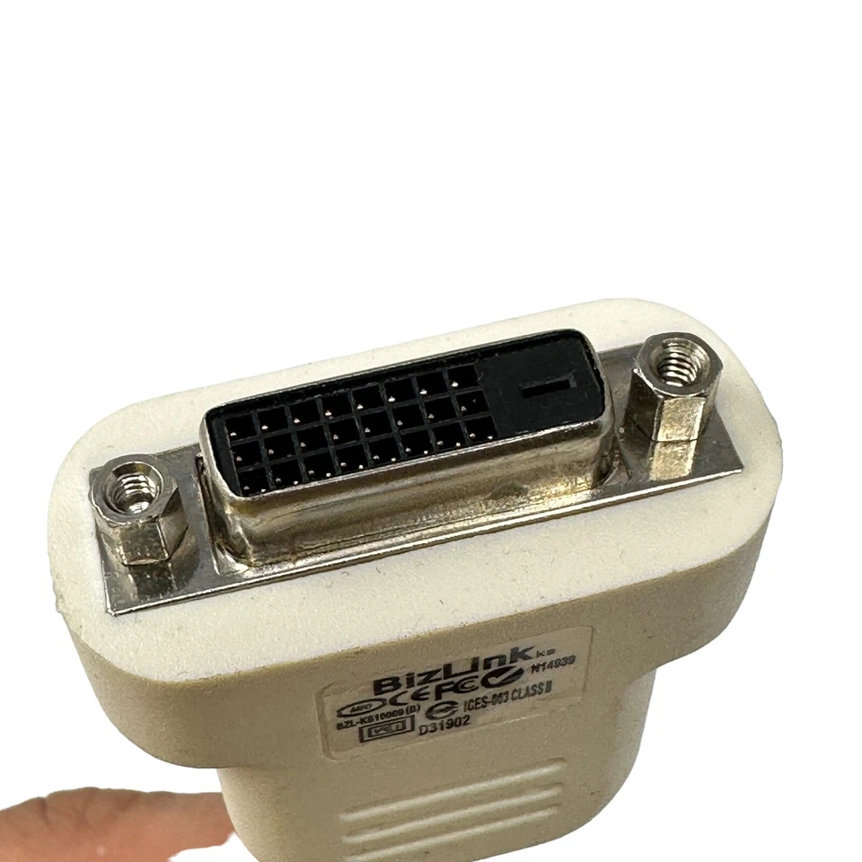 BIZLINK Dell Display Port to DVI Adapter Monitor Cable D31902 - Image 3 of 4