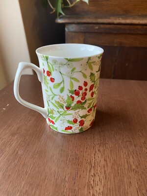 Weihnachtsstechpalme, Mistel & Beeren Becher, Eleanor Jones Pottery, Fine Bone China