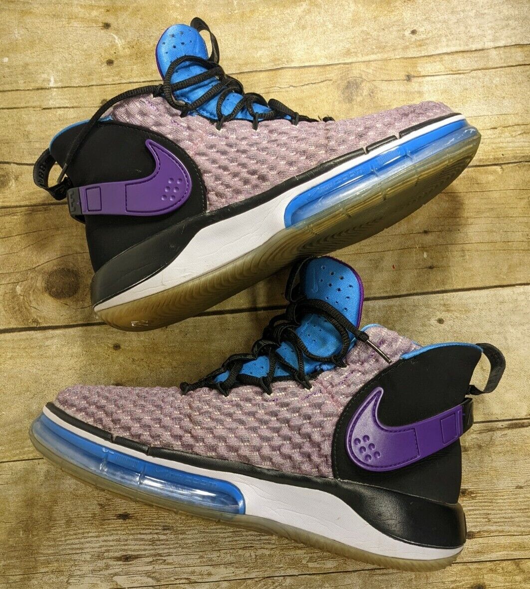 Size 9.5 - Nike AlphaDunk EP Voltage Purple 2019. Great Size 9.5 - Nike AlphaDunk EP Voltage Purple 2019. Great