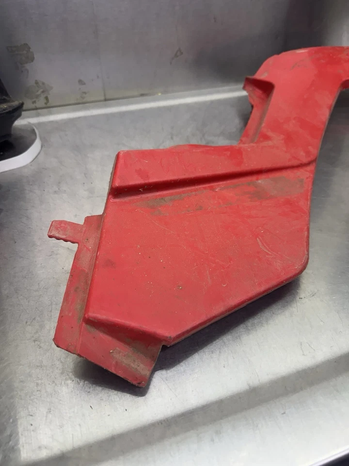 12 11 10 09 08 07 OEM CAN-AM OUTLANDER MAX 800 650 panel de cubierta lateral derecho rojo Foto 2 de 4