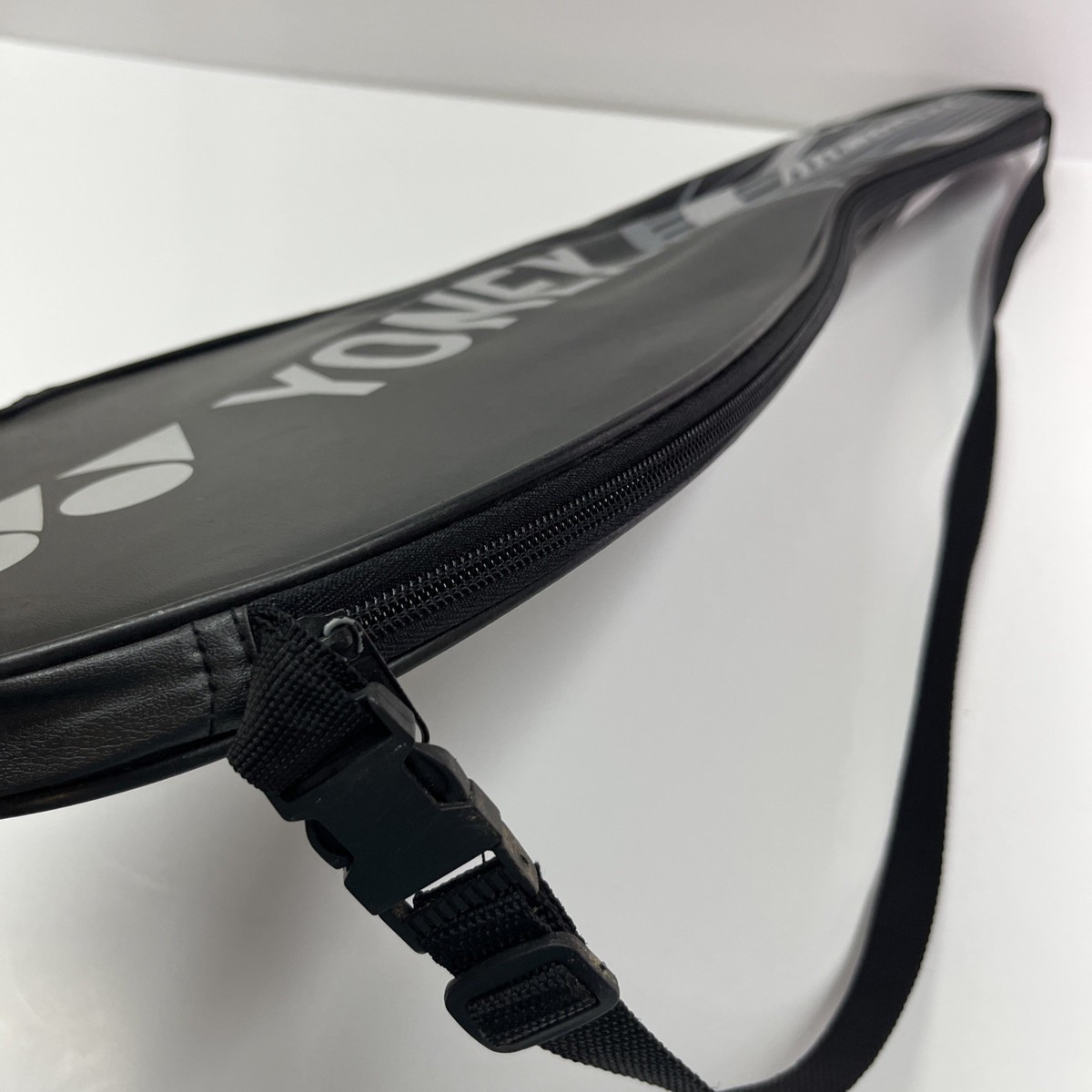 YONEX Armortec 900 Technique SP Badminton Racket With Case