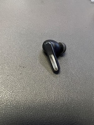JBL Live Pro 2 Wireless Earbuds Right Side Right-2