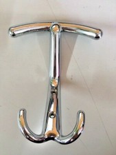 Appendiabiti appendino x parete in zama cromato lucido lunghezza 130 mm con viti