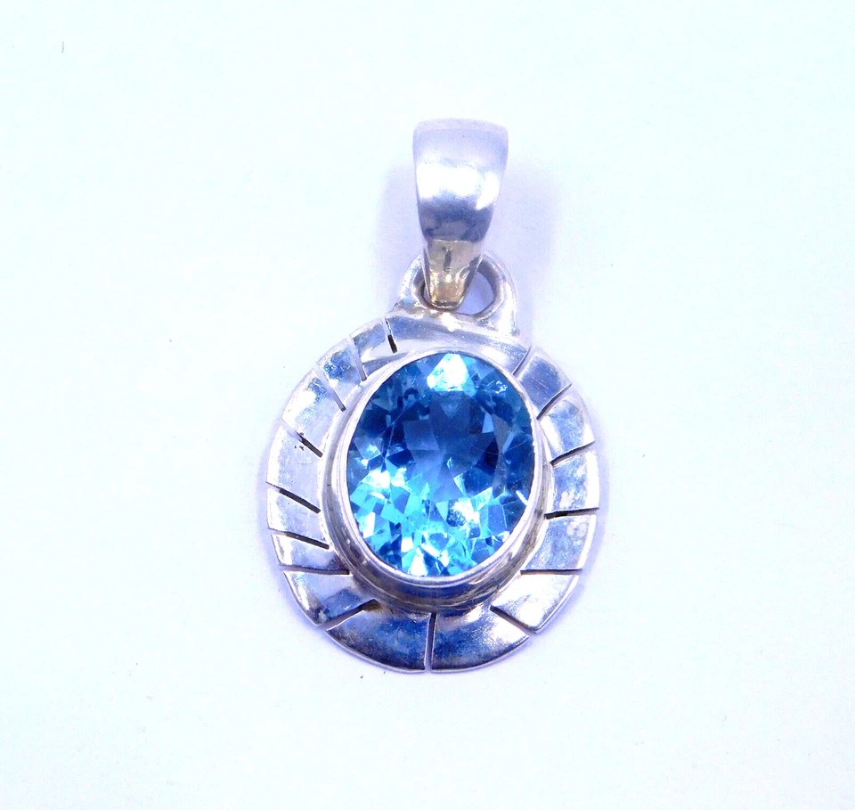 3.10 GM 925 Argento Sterling Naturale Topazio Blu Taglio Gemma Sottile Ciondolo - Immagine 3 di 4