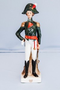Vintage Porcelain Figure of France French Napoleon Napoleonic Soldier