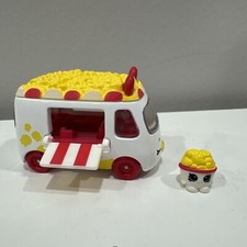 Shopkins Cutie Cars 04 Popcorn Moviegoer Die Cast W/ Exclus Mini Figure Complete