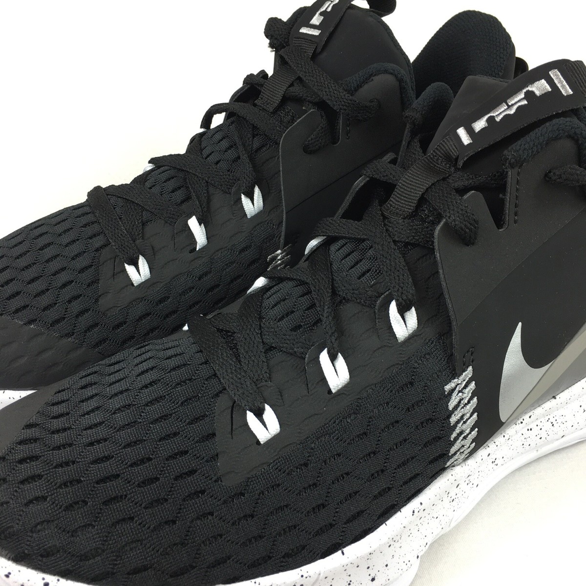 Nike LeBron James Witness V 5 Black Silver White CQ9380-001  display picture 3