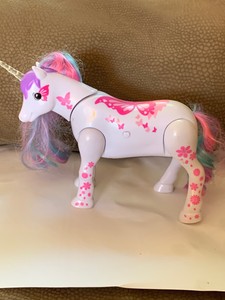 sparkles the dancing unicorn