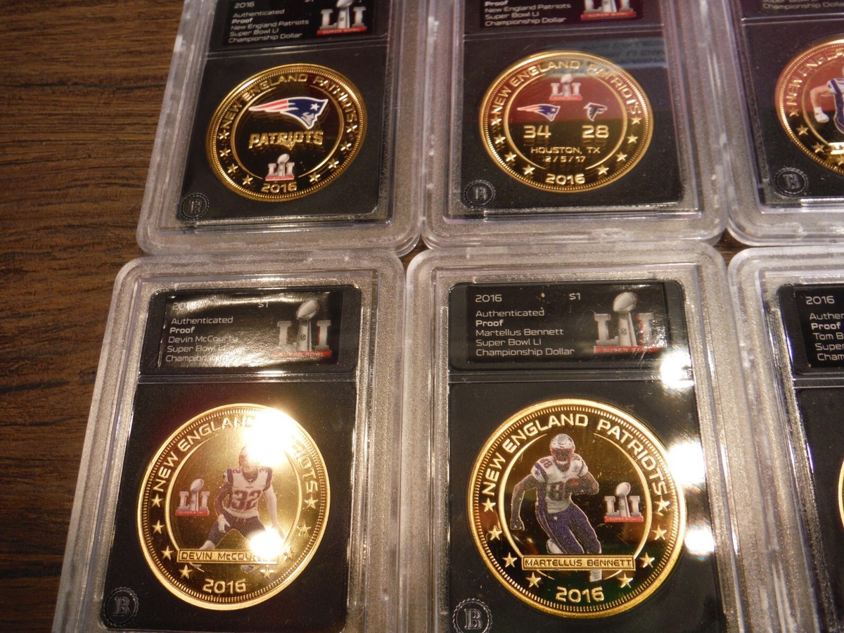 2017 Bradford Exchange Super Bowl LI Champions New England