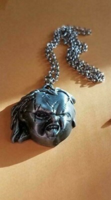 MIP-CHUCKY Head pendant with a 20 inch hoop chain 