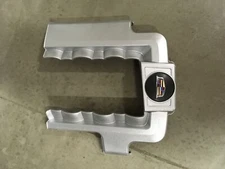 2015-2019 CADILLAC ESCALADE SILVER ENGINE COVER WITH EMBLEM NEW GM #  12669503