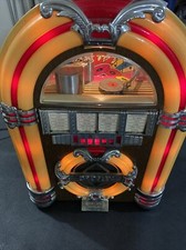 Crosley CR - 11 Thomas Collector  s Edition AM/FM Radio With Cassette Player