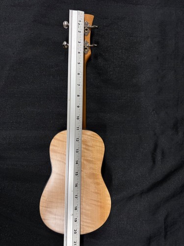 Soprano ukulele with Maple and Mahogany - Picture 8 of 8