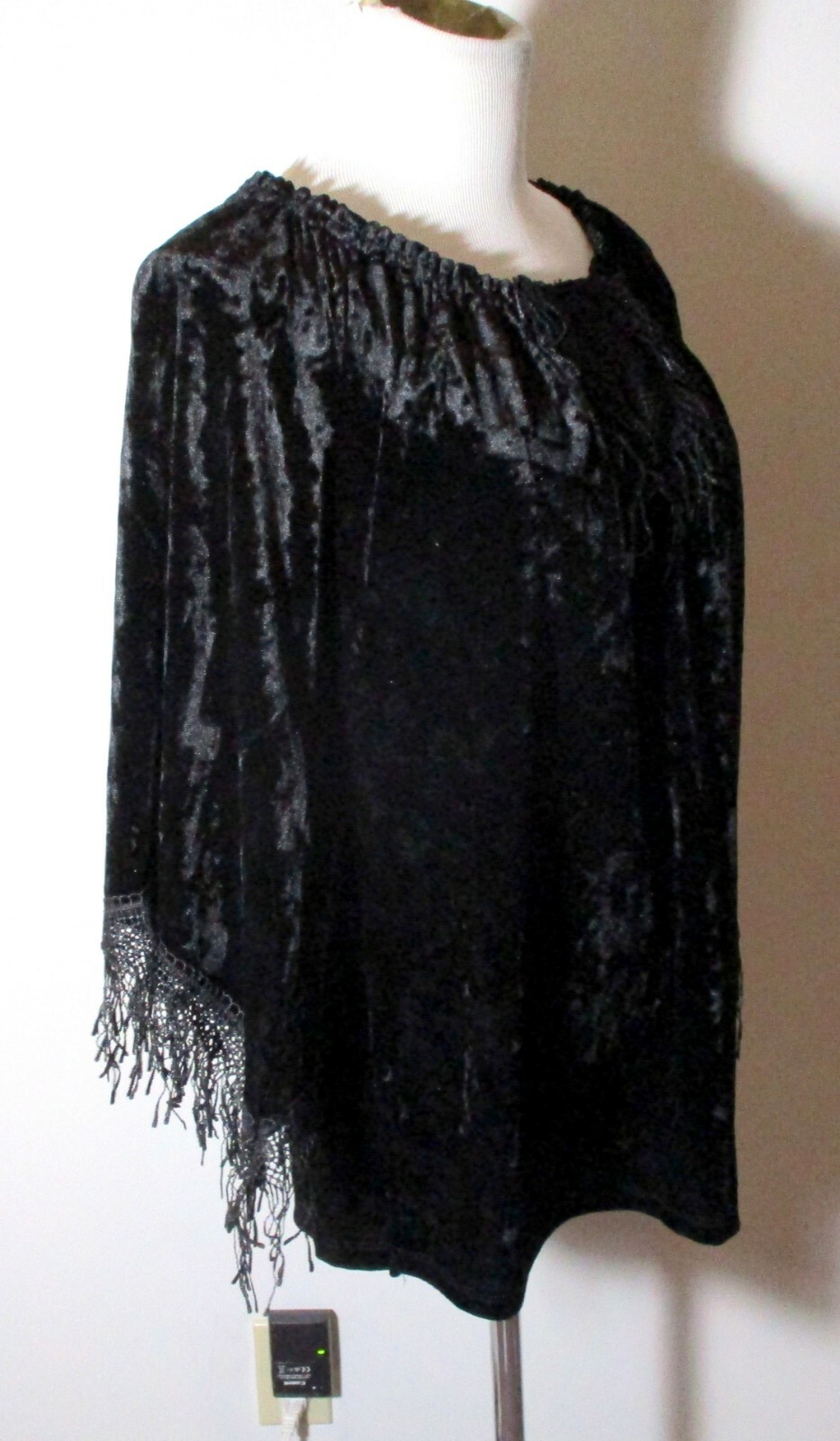 MELISSA PAIGE Black Boho Crushed Velvet Top Size M NWT $65.00