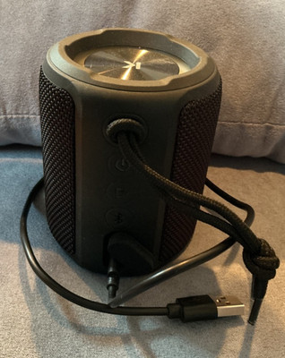 KOVE Portable Commuter Mini Bluetooth Speaker System -Black-Water Resistant