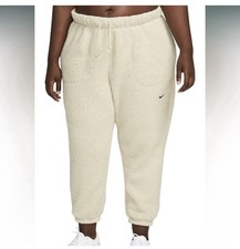 Nike Therma-FIT Fuzzy Women's Training Pants Plus Size