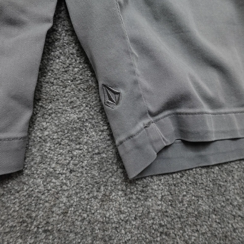Volcom Chino Shorts Mens 34 Gray Stretch Casual Stone Logo Zip Fly Pockets Fit - Image 2 of 4
