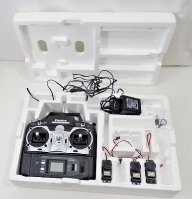 Radiocommande / Emetteur radio avion FUTABA T6EXAP PCM1024 +3 servos -6 channels - Photo 1/4