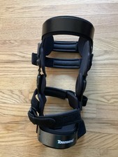 Townsend Black Metal Knee Brace Orthopedic Support Size Medium Left Knee VG