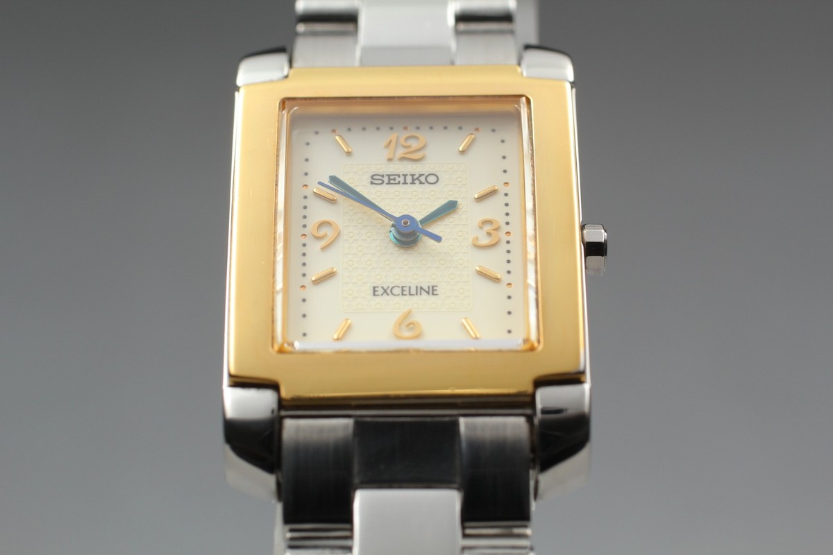 Vintage 1998 Seiko Exceline 1F21-5D70 Tank Two-Tone Quartz Womens