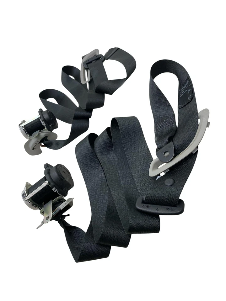 2018-2022 LEXUS RX350L RIGHT & LEFT REAR 3RD ROW SEAT BELT RETRACTOR SET OEM - Image 2 of 4