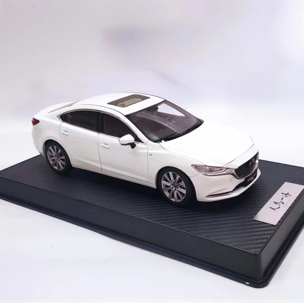 1/18 Mazda 6 ATENZ four-door sedan car 2019 China MAZDA Dealer