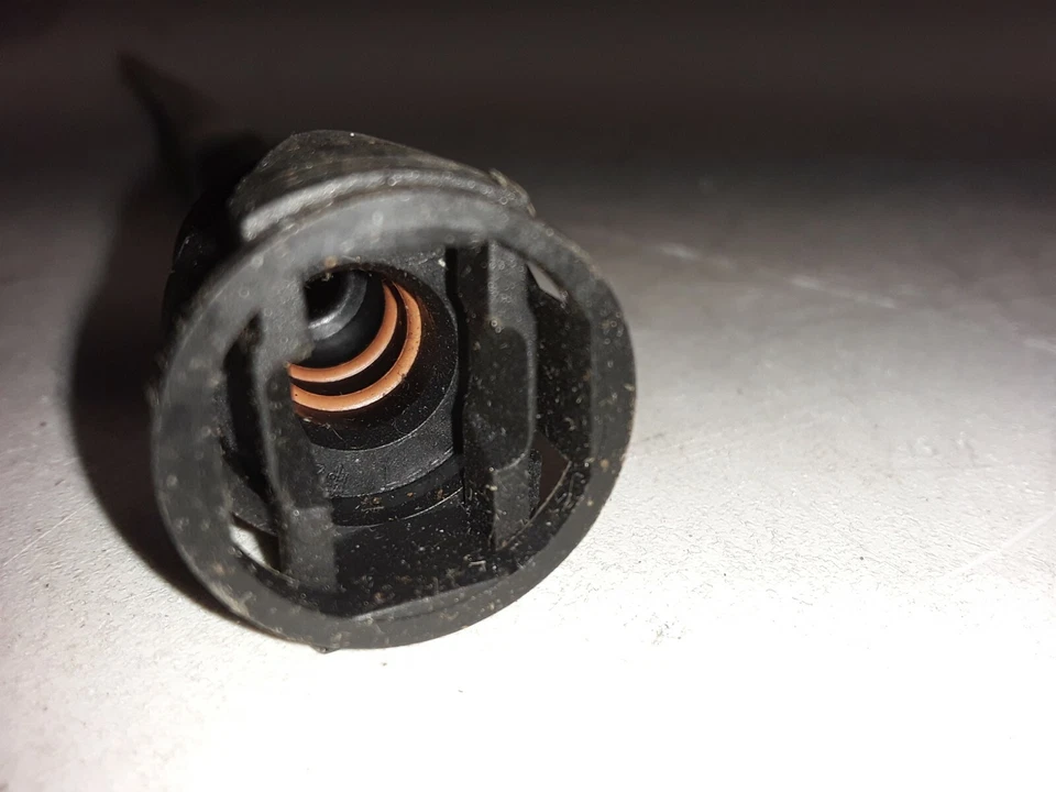 Conector de línea de combustible OEM Ford Taurus 2000 Sable 2000,2001 ENVÍO RÁPIDO Foto 3 de 4