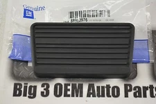 Chevrolet GMC Cadillac Adjustable Pedals BRAKE PEDAL PAD new OEM 88982976
