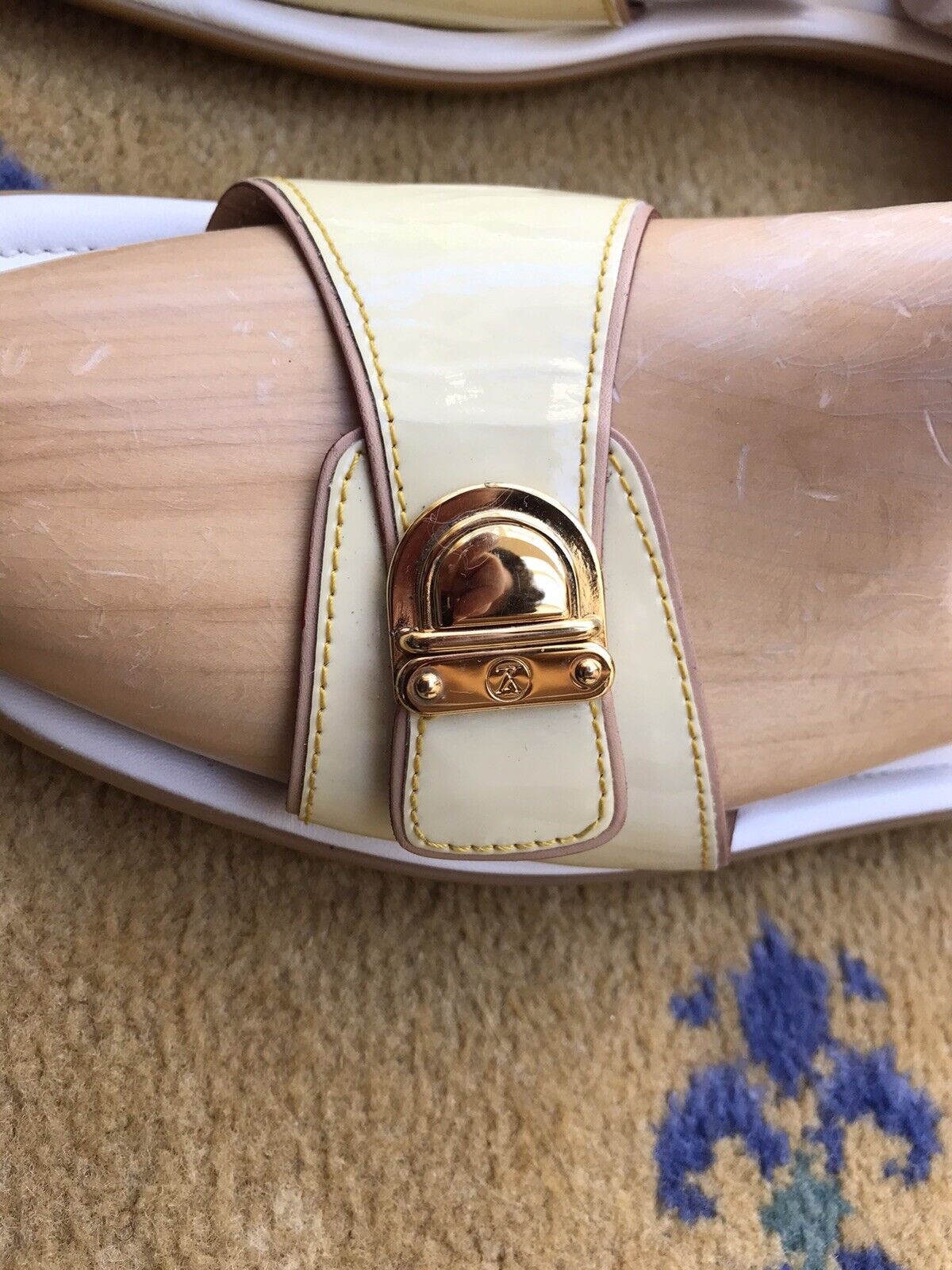 Louis Vuitton Sandals Shoes Slider Leather Padlock Womens UK 6.5 US 9.5 EU 39.5 thumbnail 2