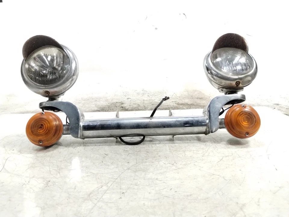 Передний противотуманный фонарь указатель поворота и кронштейн крепления 2000 00 Victory V92 V92C - Изображение 3 из 4