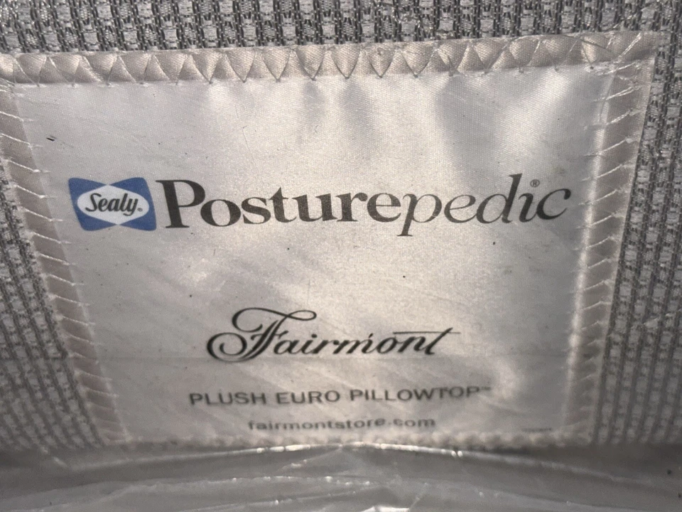 King Size Sealy Posterpedic Luxury Plush Euro top Mattress - Image 3 of 4