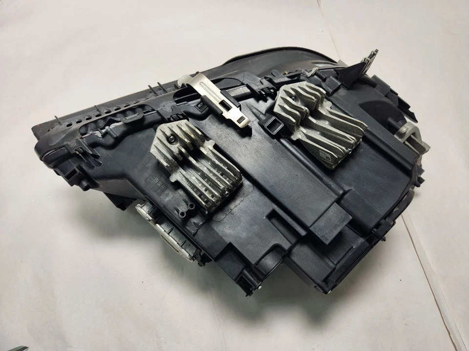 Used Left Headlight Assembly fits: 2013 Bmw 750I adaptive headlamp control xenon - Image 4 of 4