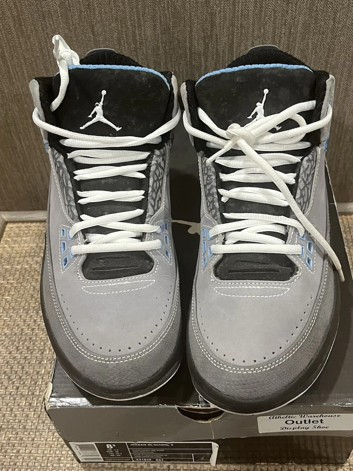 Men’s Size 8 Jordan 2.5 Team Stlth/ University BL-LT GRPHT-BLCK Foto 2 de 4