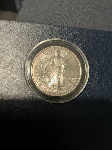 Better Date 1996 American Silver Eagle 1 Troy Oz .999 Fine Silver ! Some Toning