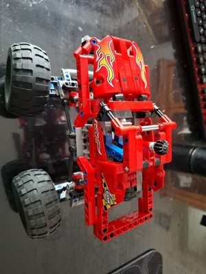 LEGO Technic 42005 Monster Truck, 9-16, 2 Modelle in 1