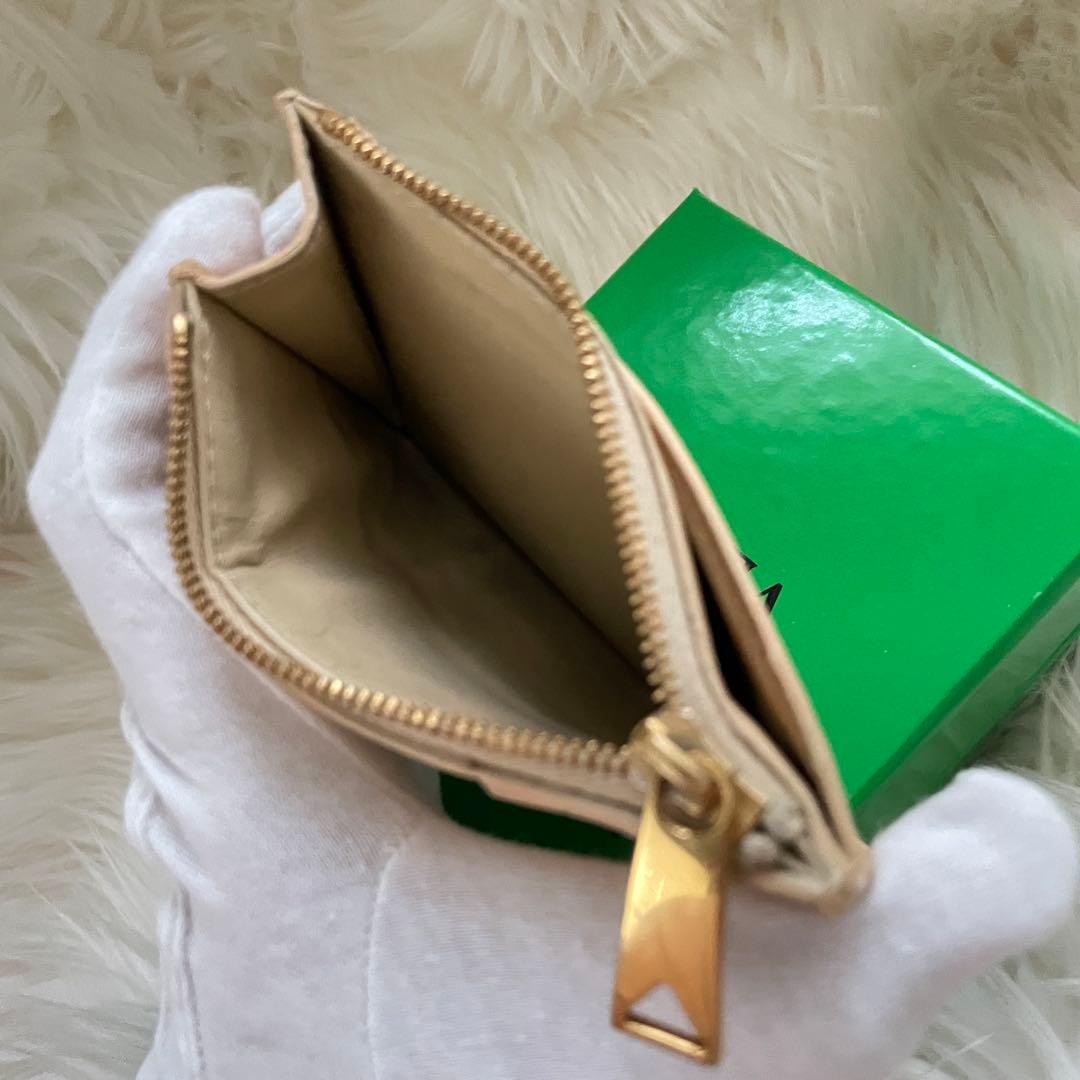 Bottega Veneta Cassette Maxi Leather Card Case Wallet Beige thumbnail 6