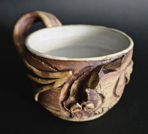 Dragon Pottery Mug Signed Sue Reddick Vintage 1985