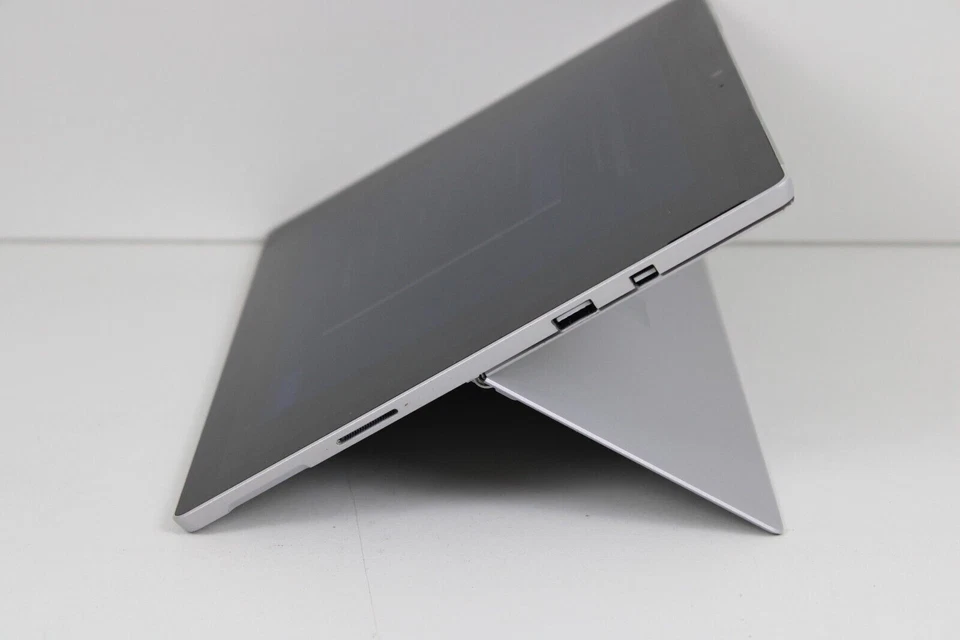 Microsoft Surface Pro 5- 256GB SSD - 8GB RAM - Core i5 - Cel - functional!!!!!!! - Bild 3 von 4