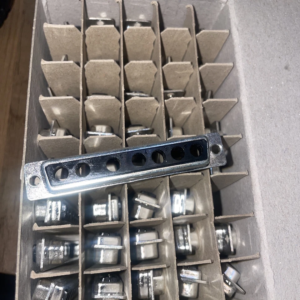 7 Pin D-Sub Replacement Male Housing Plug Connector 5+2 Coax Power Rewire 50 pc - Image 4 of 4