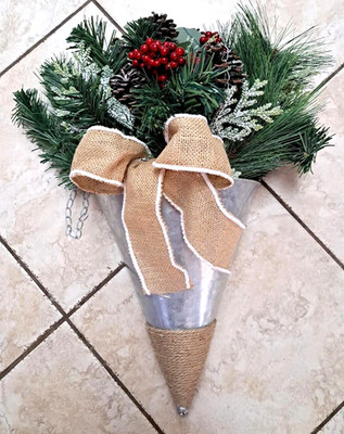 CHRISTMAS WALL DECOR GALVANIZED METAL HANGING DOOR GREENERY LARGE NEW
