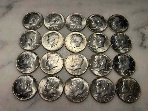 20 Kennedy 1967 Half Dollars 40% Silver Very Good Condition # 36